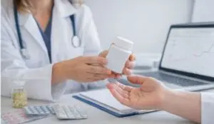 supporto farmacologico per il trattamento dell'obesità